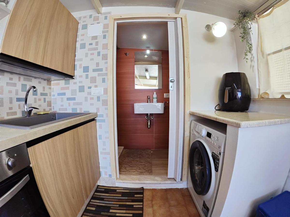 קאסטלמארה דל גולפו Casa Vacanza Isola Sul Mare מראה חיצוני תמונה