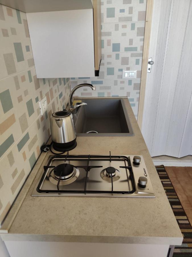 קאסטלמארה דל גולפו Casa Vacanza Isola Sul Mare מראה חיצוני תמונה